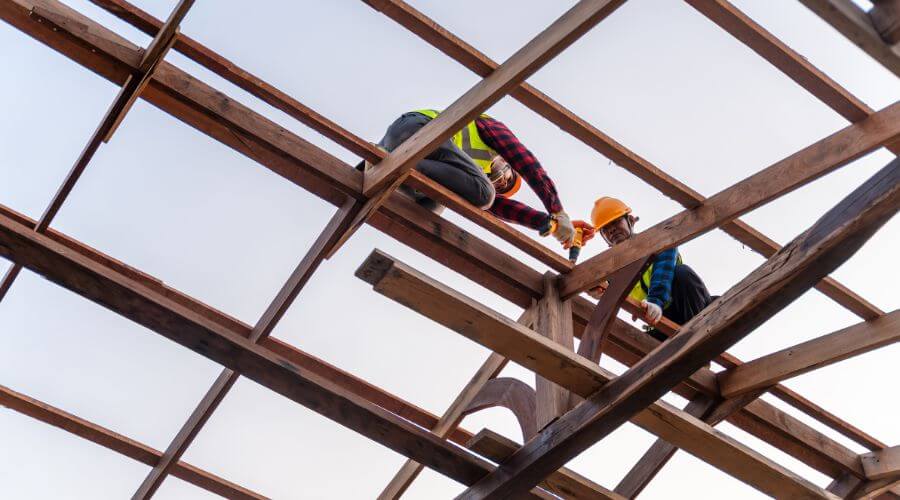 Expert Emergency Roof Repairs services in Caledonia, OH